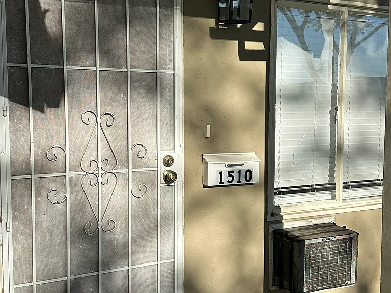 Jefferson St — Photo 13
