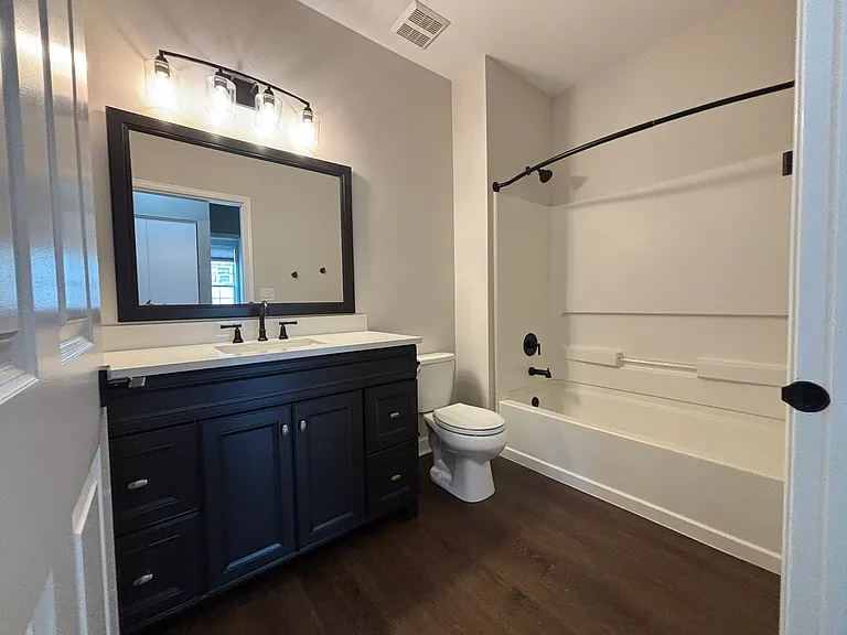 2610 Amber Ln — Photo 10