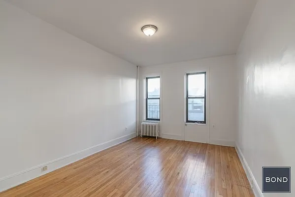 Rented by Bond New York | media 1
