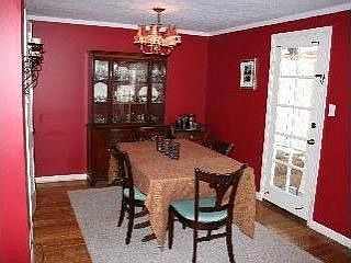 4th image of 3112 W 72nd St
