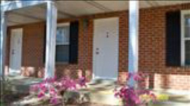 1st image of 148 E University Dr APT B106