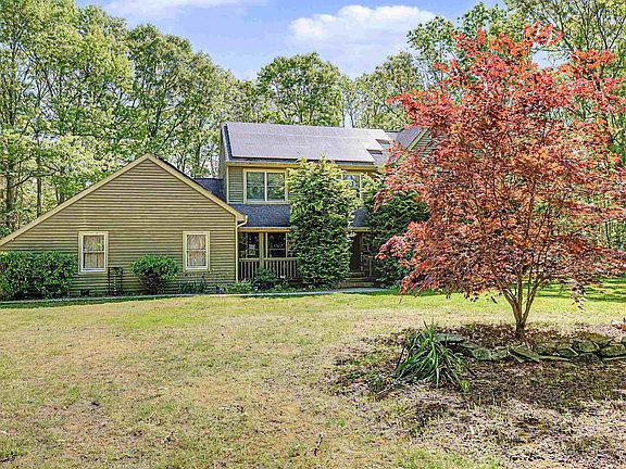 2nd image of 6 Clipper Ct