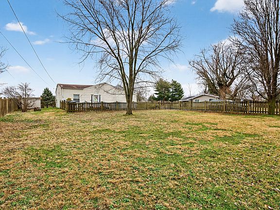 2nd image of 2309 Irene Dr
