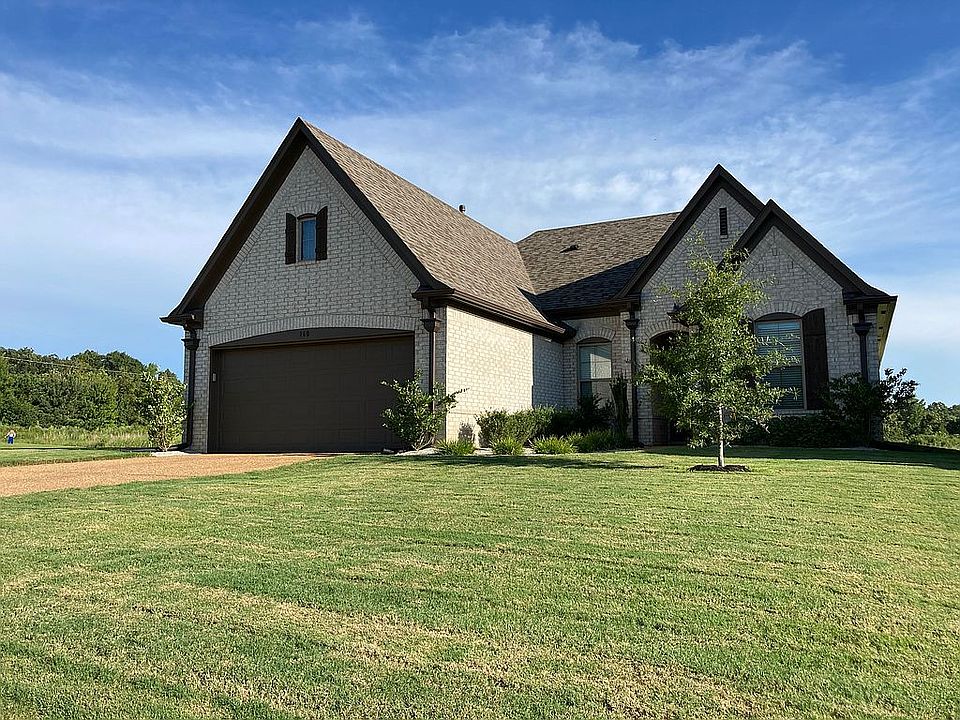 1st image of 160 Hidden Meadows Ln