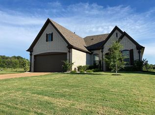 160 Hidden Meadows Ln, Oakland, TN 38060