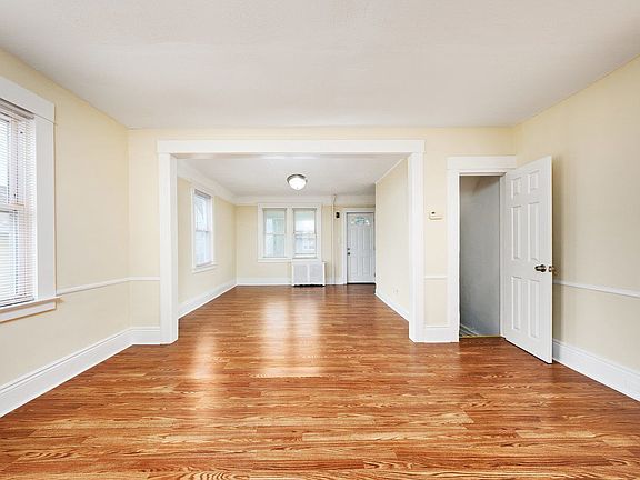 2nd image of 69-27 Elizabeth Ave