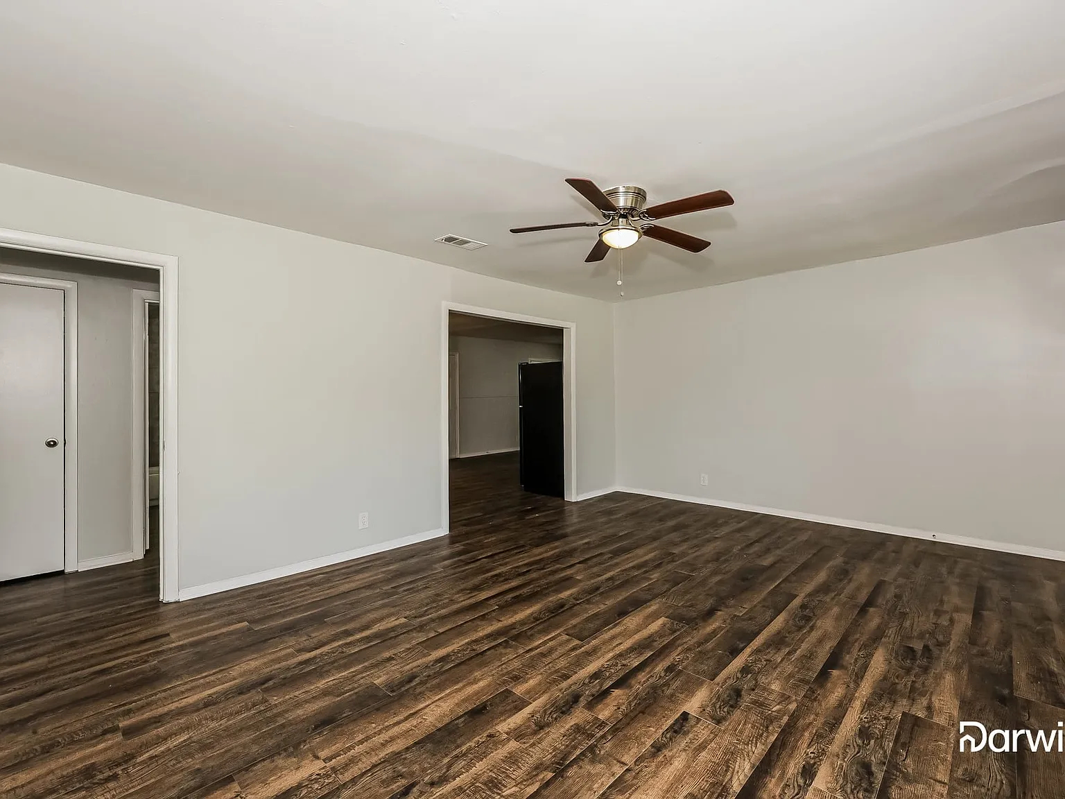 3 bed, 1.0 bath, 1152 sqft, $1,670 — Photo 4