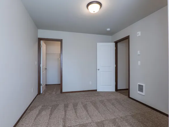 Remington Place Apartments