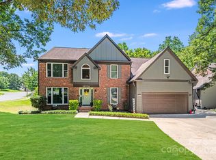 7516 Kinsmore Ln, Charlotte, NC 28269