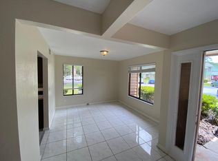 130 Blue Heron Dr APT B, Daytona Beach, FL 32119