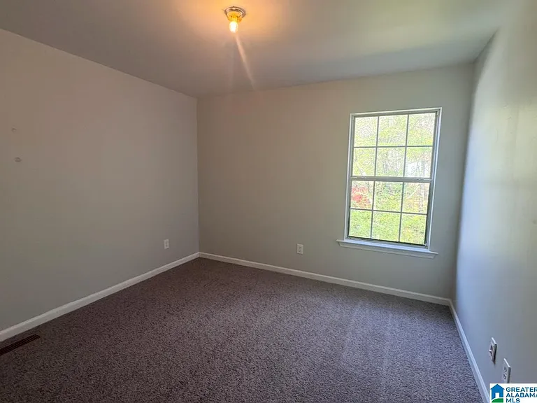 132 Lola St — Photo 8