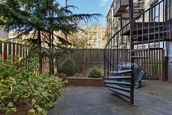 Sold by Corcoran | media 8