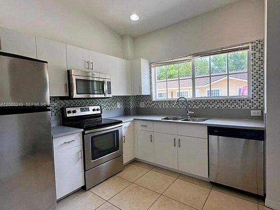 2nd image of 3824 SW 48th Ave #3824