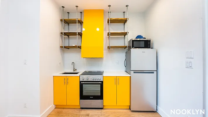 Rented by Nooklyn NYC LLC | media 14