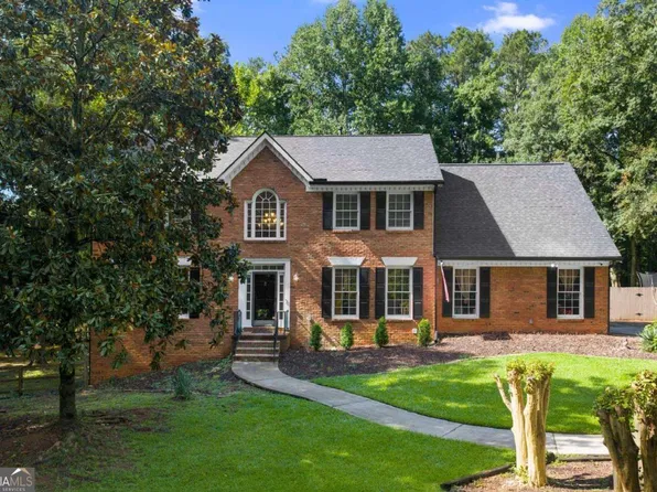10560 Haynes Bridge Rd, Alpharetta, GA 30022