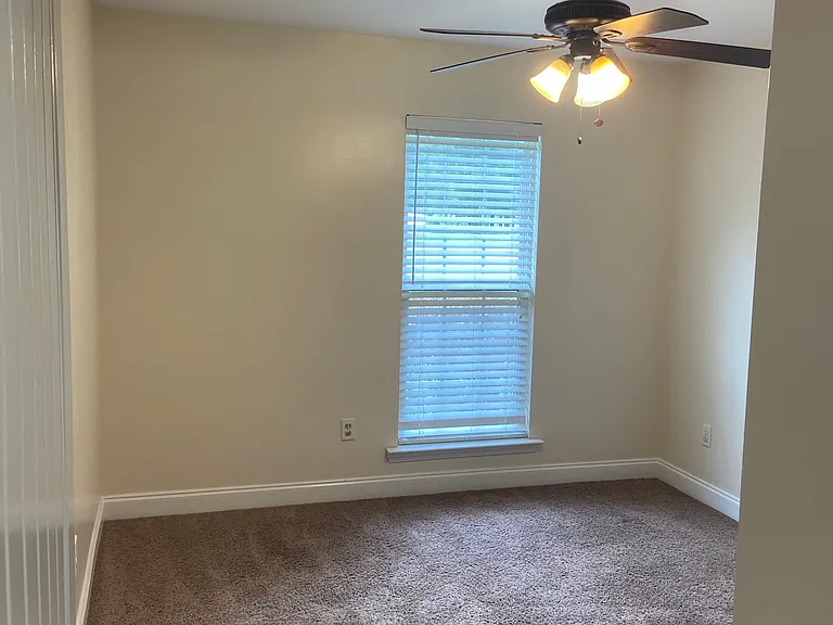 128 Aubry Ct — Photo 10