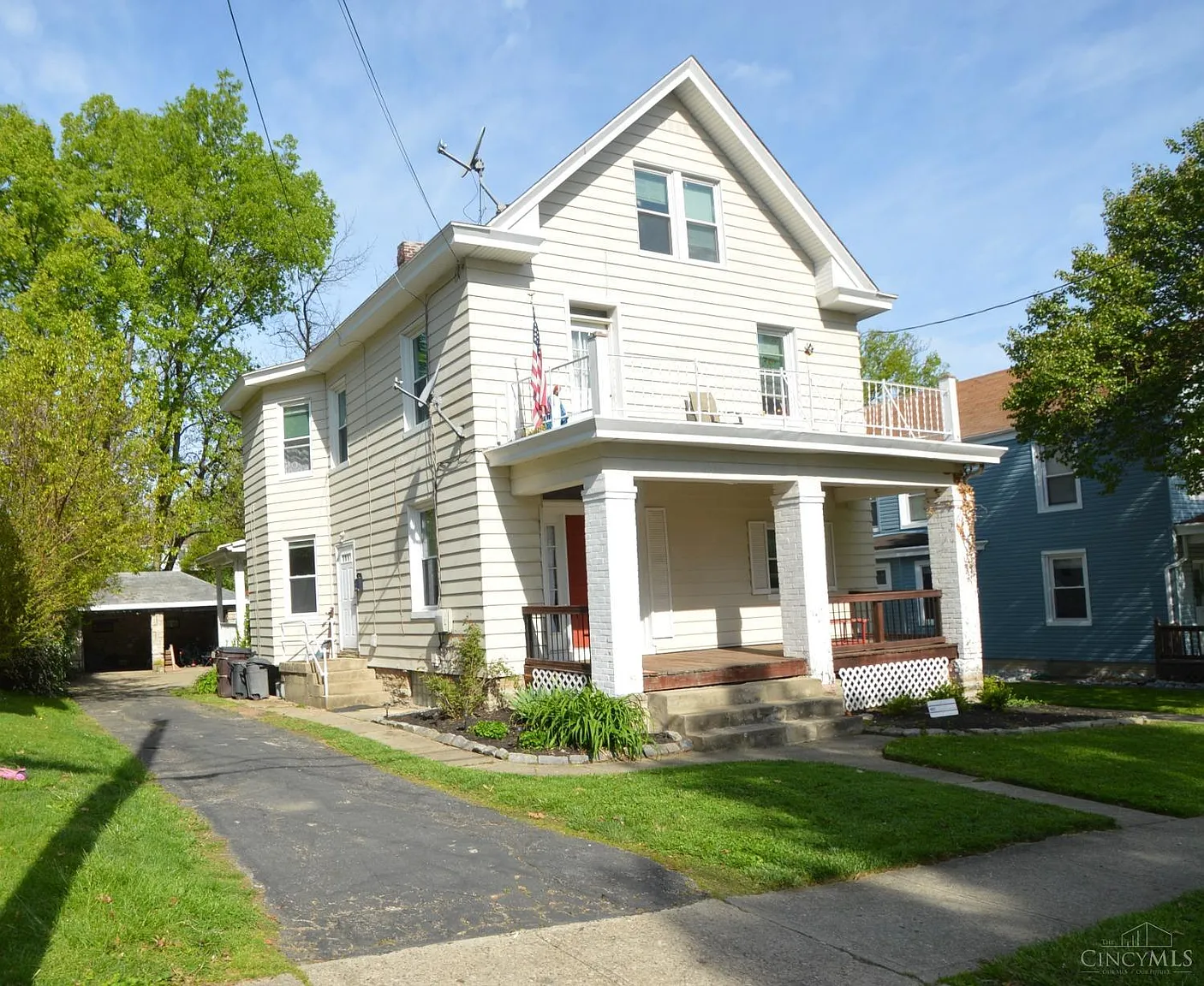 3933 Lovell Ave photo 1