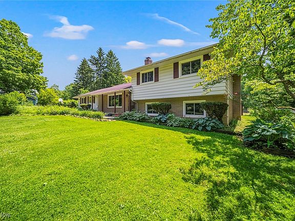 2nd image of 9189 Kingsley Dr