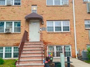 103 College Dr, Edison, NJ 08817