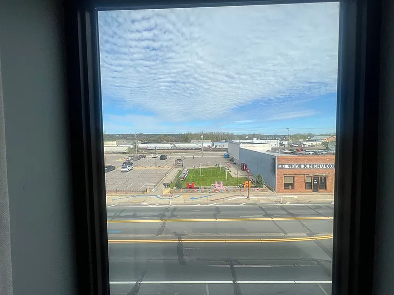 507 N Riverfront Dr — Photo 10