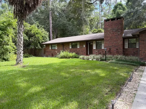 305 NW 28th Ter, Gainesville, FL 32607