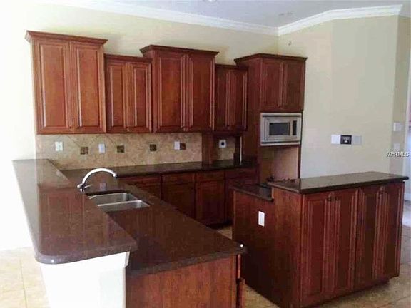 3rd image of 16419 Bristol Lake Cir