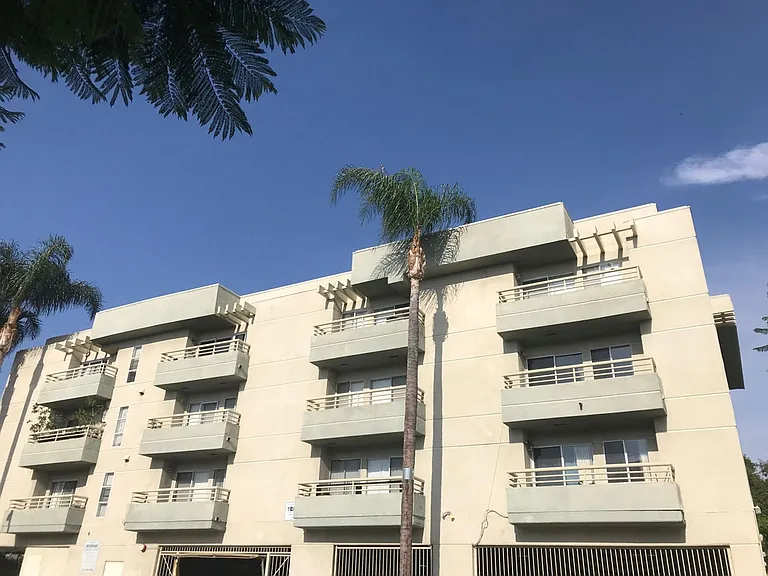 1250 N. June St. Los Angeles CA 90038 — Photo 3