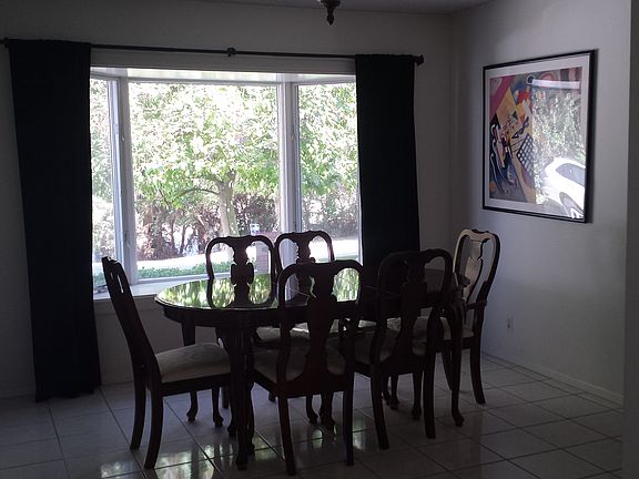 Dining room with bay window
