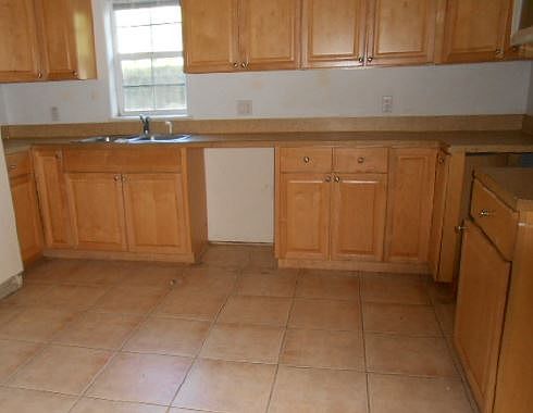 3rd image of 8523 N Atlantic Ave