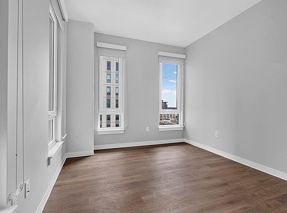 5th image of 41 Lagrange St #0aebf899d
