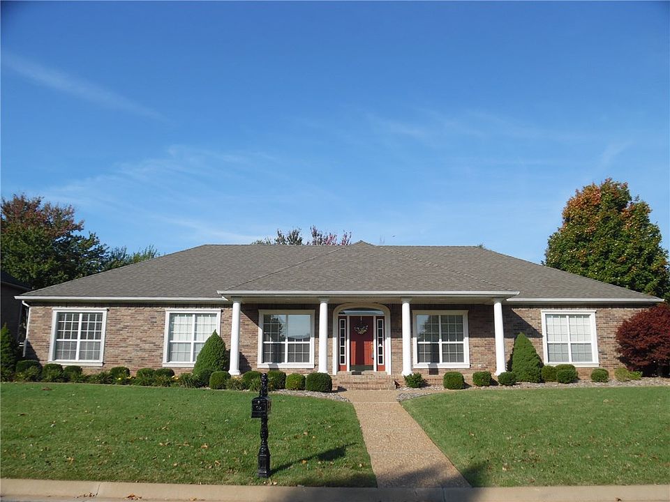 1st image of 3403 N Southridge Dr