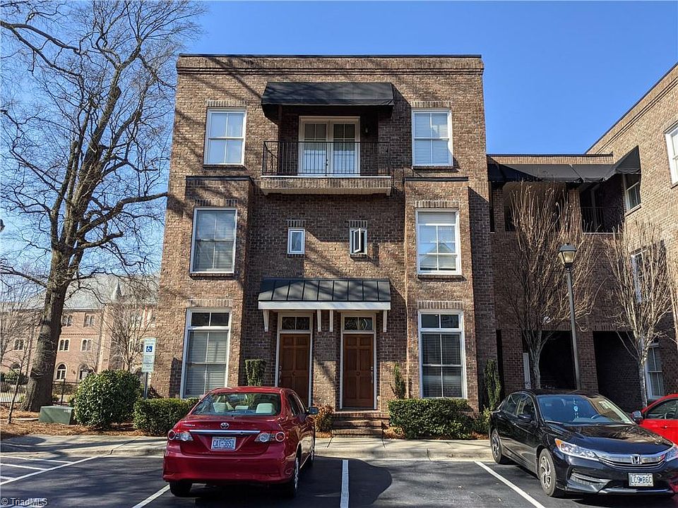 1st image of 622 N Elm St APT D