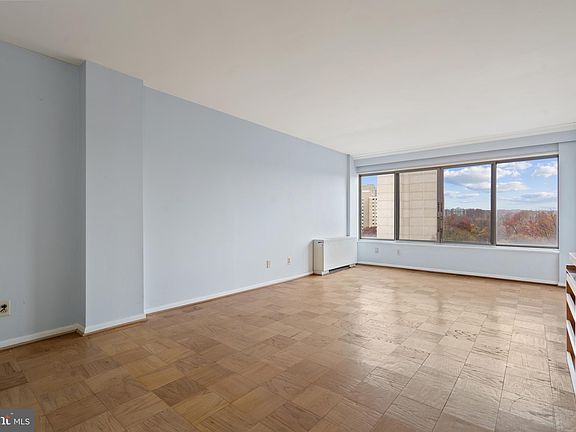3rd image of 5340 Holmes Run Pkwy Unit 612