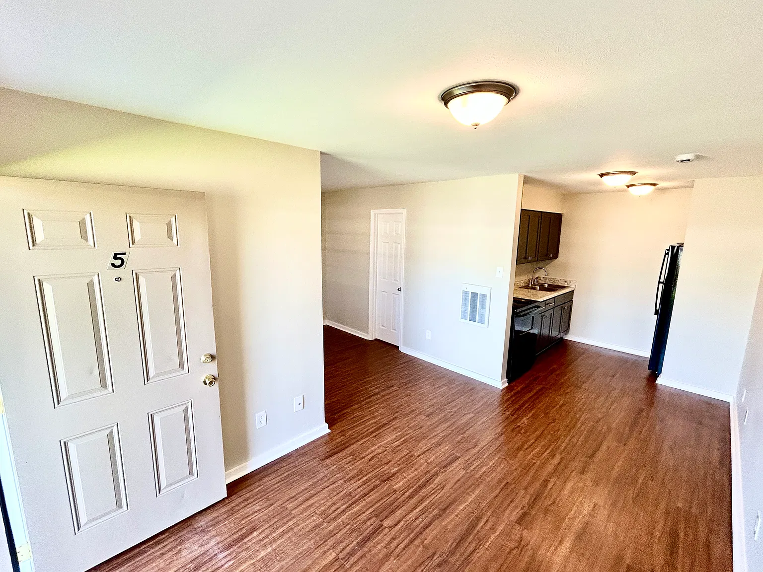 1620 Carrollton Ave — Photo 1