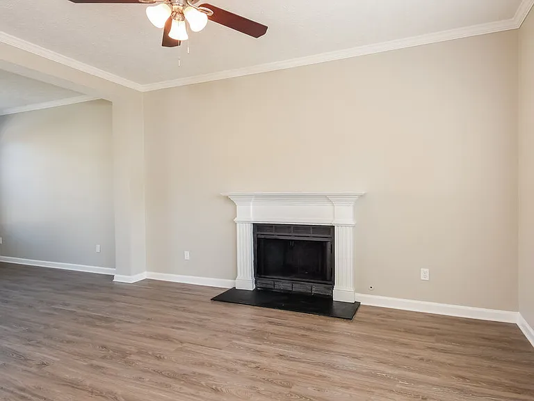 2282 Martingale Ln — Photo 6