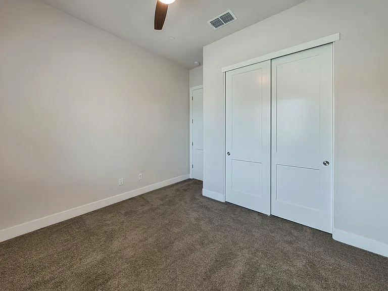 200 Moisant Ct — Photo 38