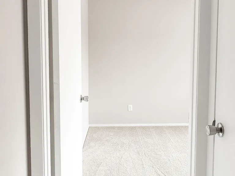 Townway Place Apartments — Photo 43