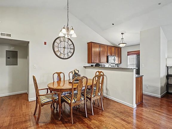 3rd image of 5303 Spring Creek Ln