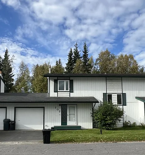 107 Maple Dr Photo 1