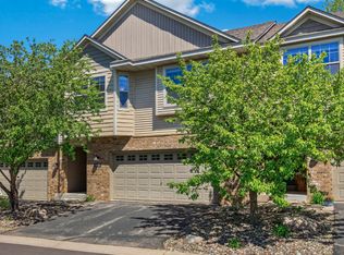 8405 Cedarview Cir, Savage, MN 55378