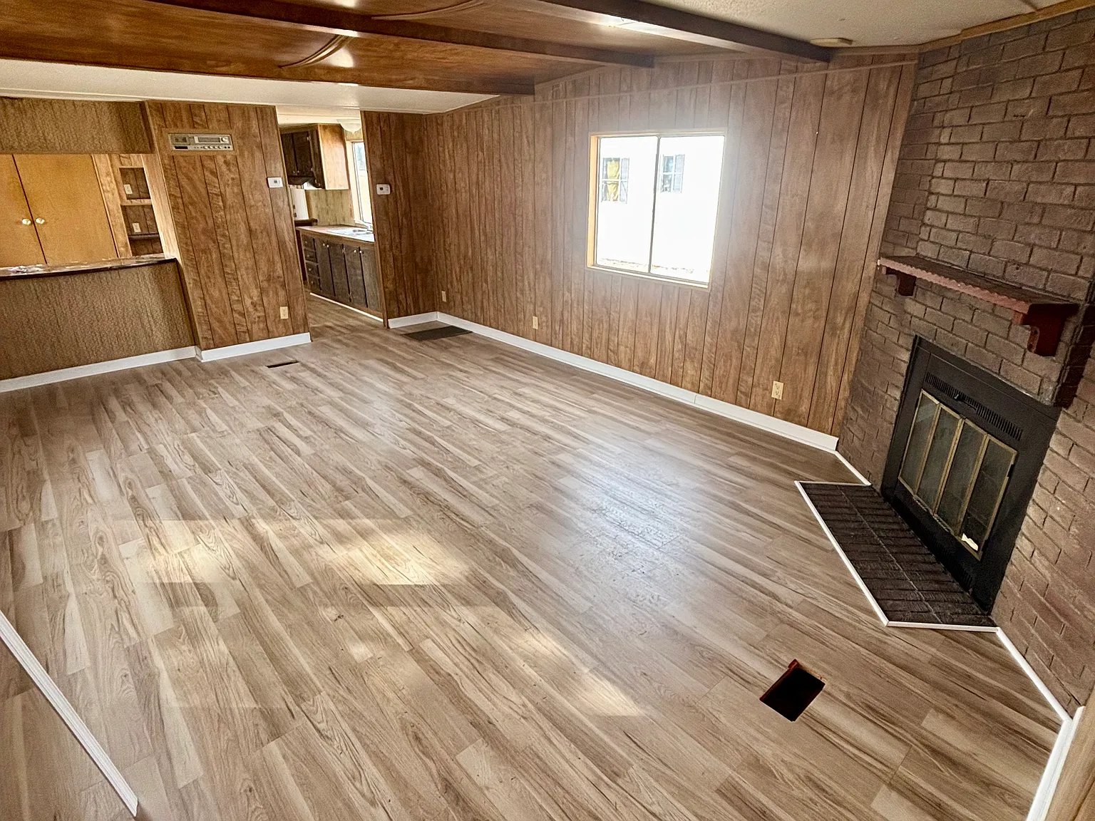 2 bed, 950 sqft, $1,000 — Photo 1