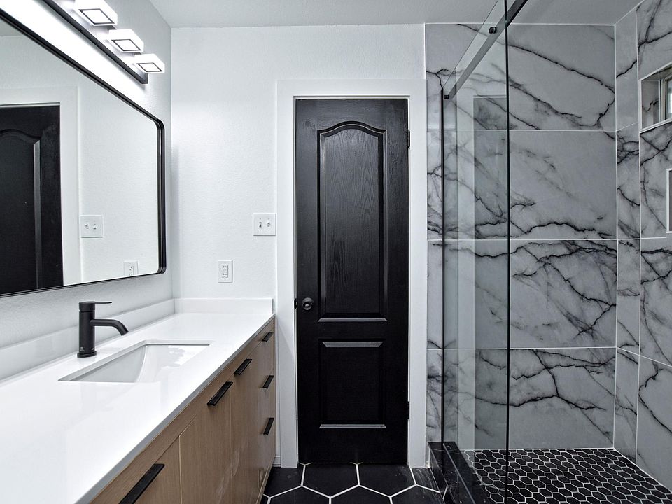 2nd image of 607 Barbara Way