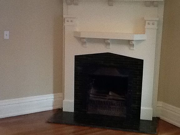 Dining room w/fire place