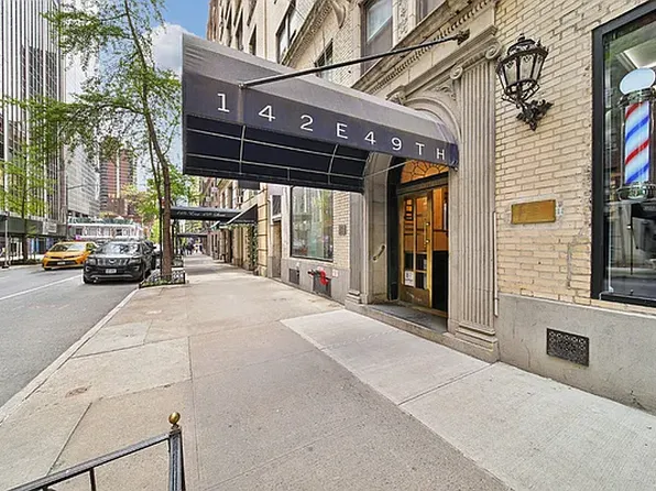 142 East 49th Street image 6 of 7