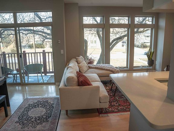 2nd image of 604 N Midvale Blvd