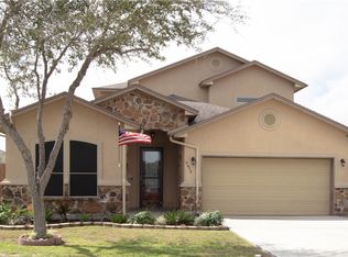 7613 Neches Dr, Corpus Christi, TX 78414