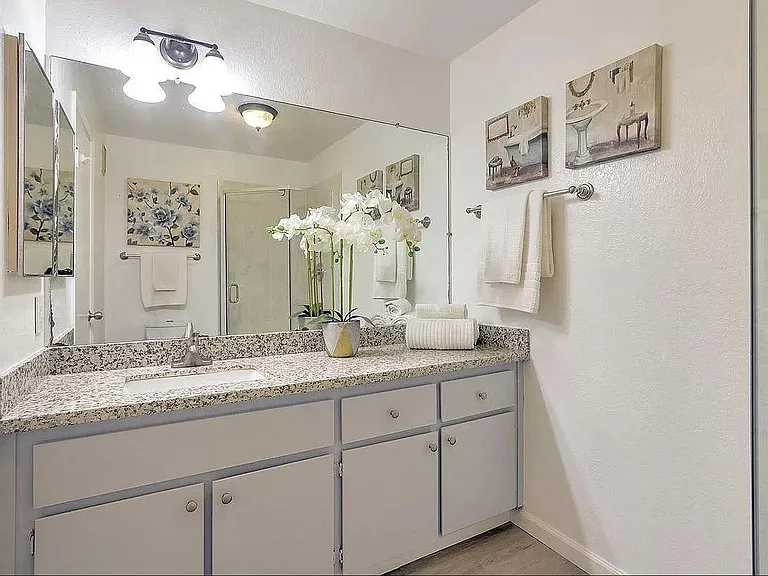 3300 Wolcott Cmn #102 — Photo 30