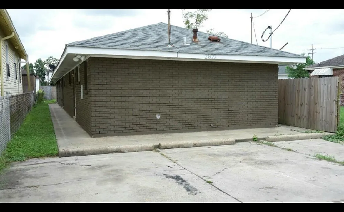 2822 N Dorgenois St — Photo 2