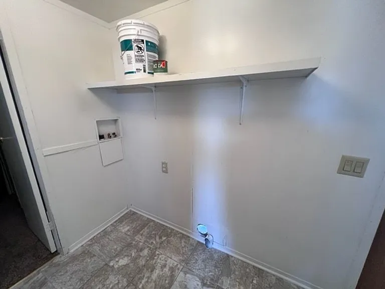2102 Hermosa Dr — Photo 15