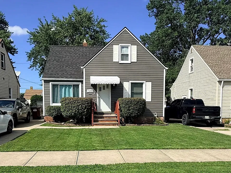 1212 Parkleigh Dr